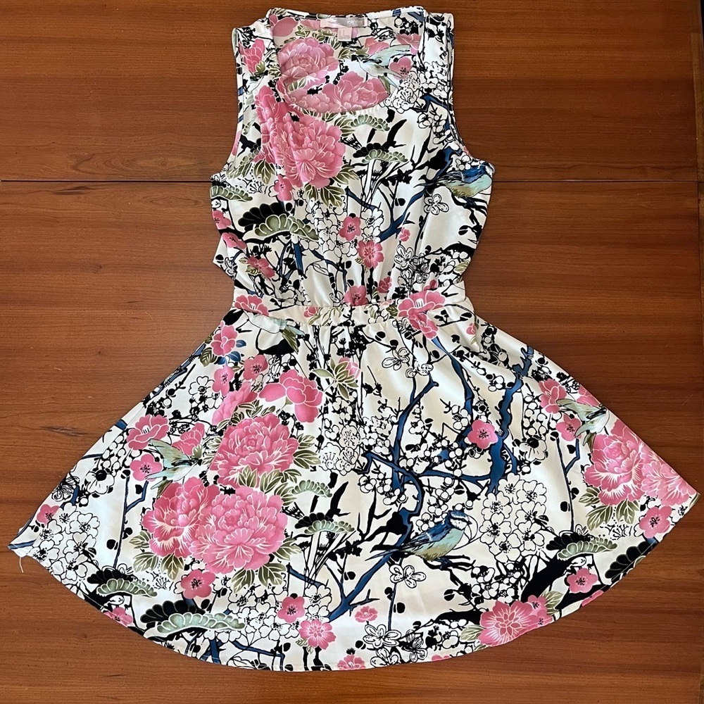 🌸 Forever 21 Floral Fit & Flare Dress • Elastic Waist • Back Slit • Spring